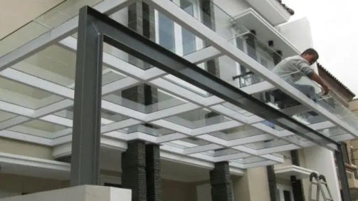 Canopy Kaca